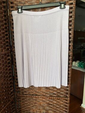 Misook Pleated Midi Skirt in Pale Lavender